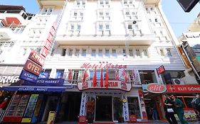 Artan Hotel